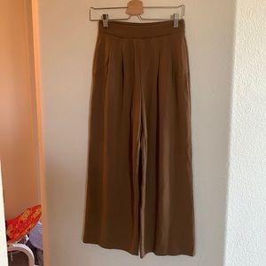 Uniqlo khaki wide leg pants